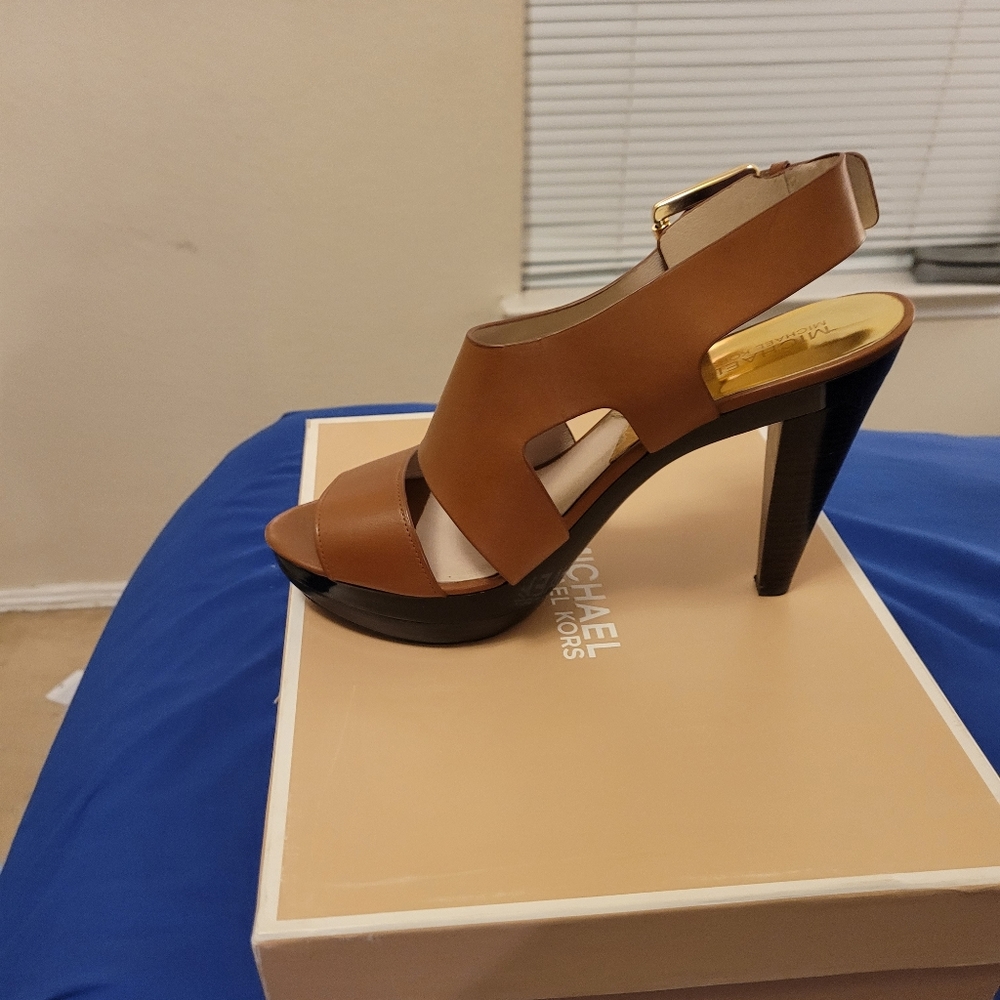 Michael Kors Tan High Heel